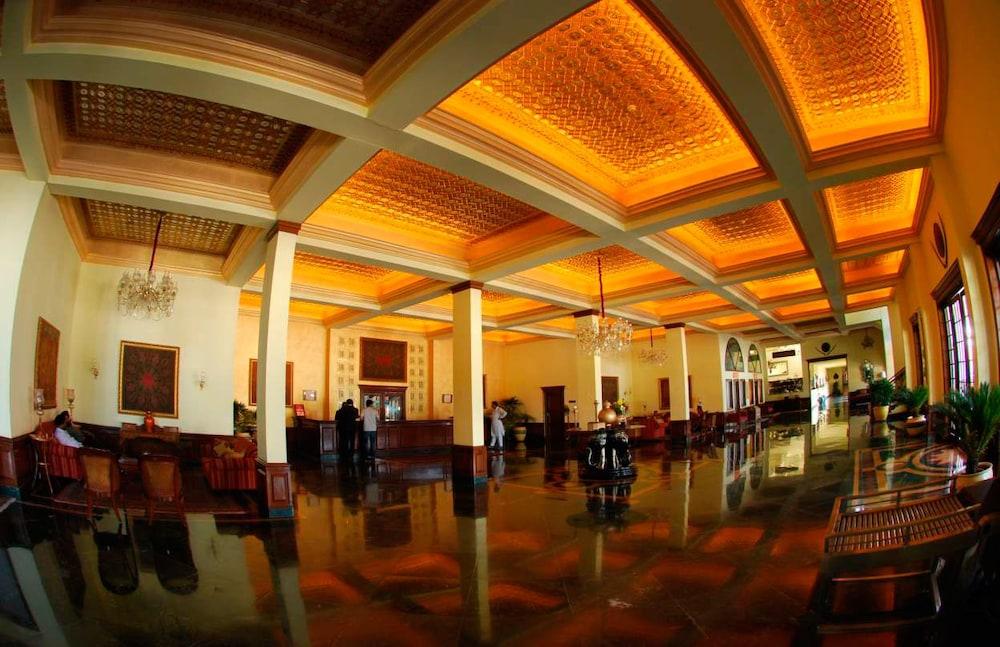 The Lalit Grand Palace Srinagar Экстерьер фото